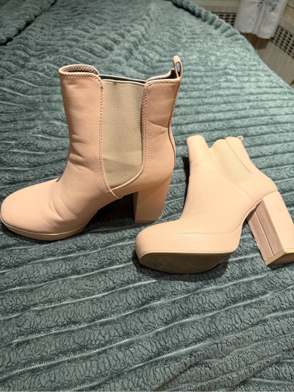 Altar'd State Blush Pink Platform Chelsea Ankle Boots - Picture 3 of 3
